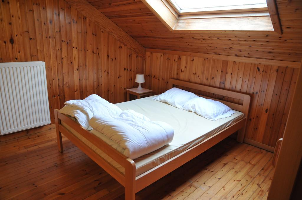 Les Doyards Hotel Vielsalm Ruang foto