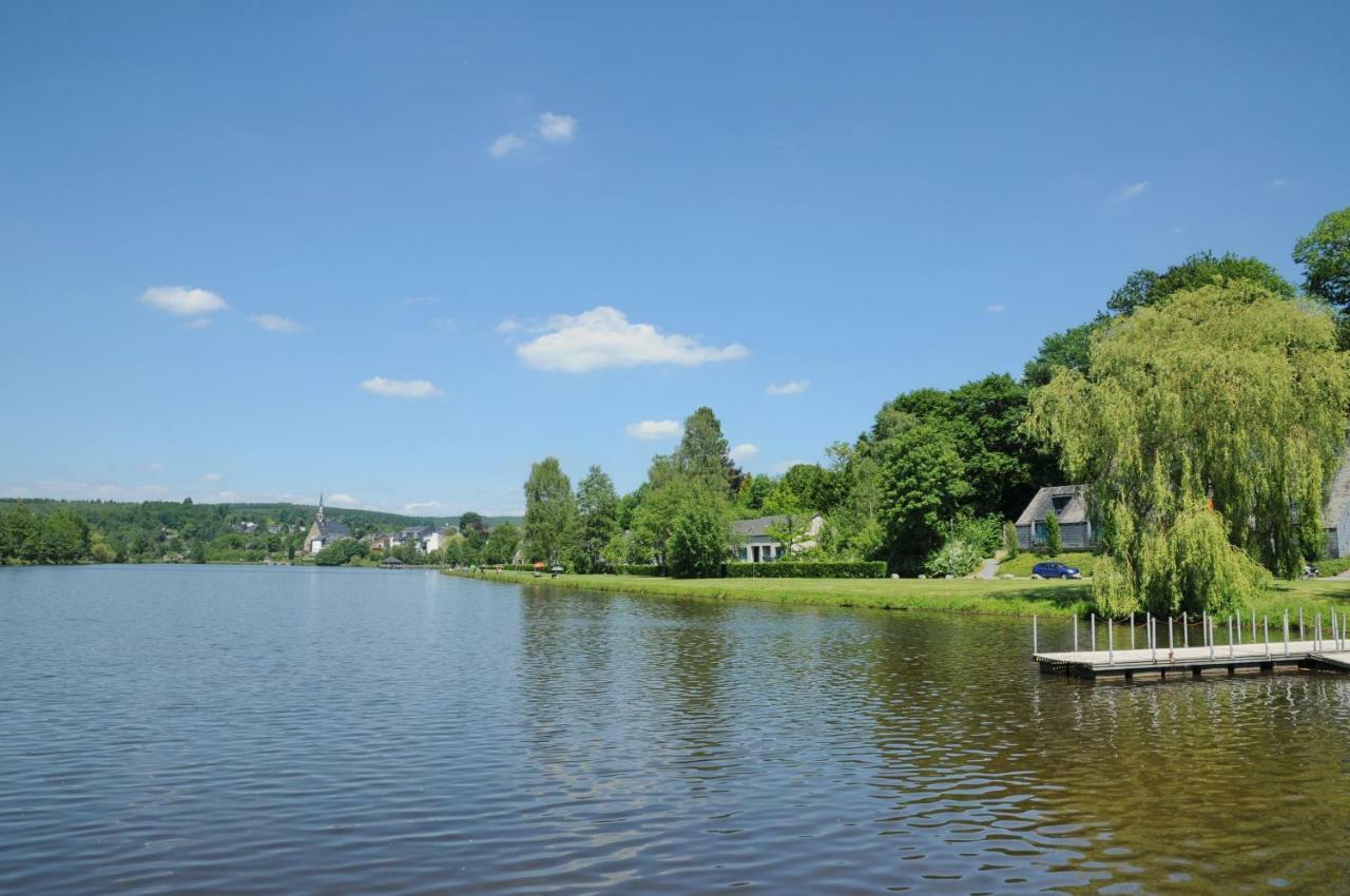 Les Doyards Hotel Vielsalm Bagian luar foto