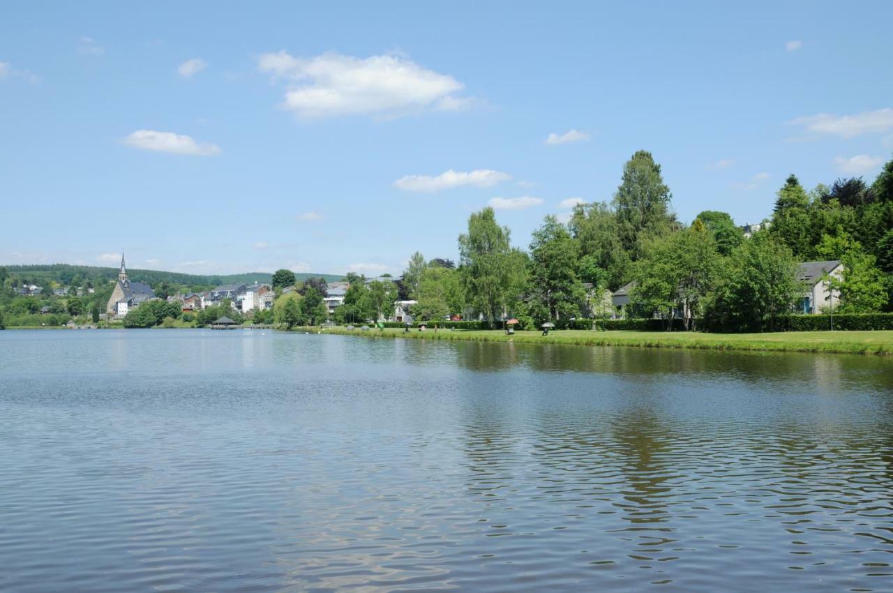 Les Doyards Hotel Vielsalm Bagian luar foto